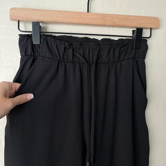 Lululemon keep moving high rise joggers black 2 - Picture 8 of 11